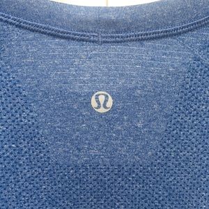 Mens lululemon workout shirt size L